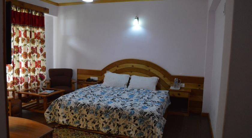 Hotel Prini Inn Manāli Extérieur photo